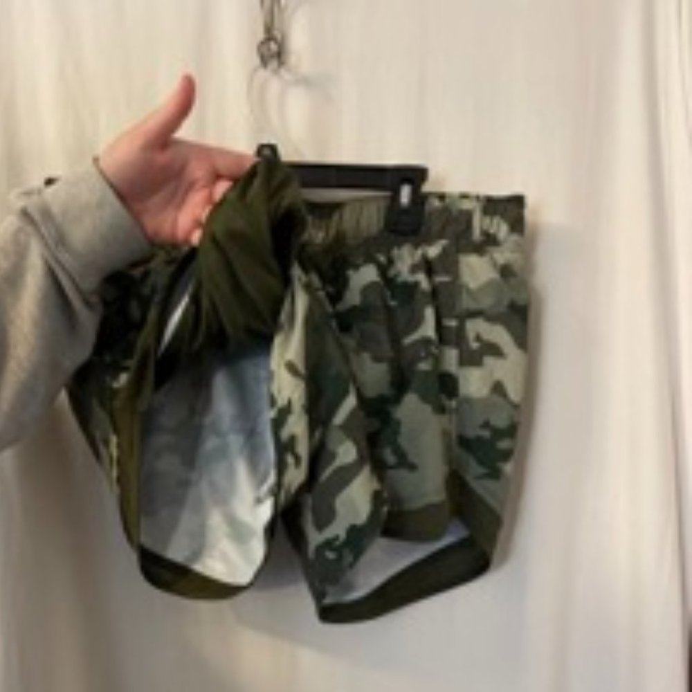 Athletic Works Shorts; XXL